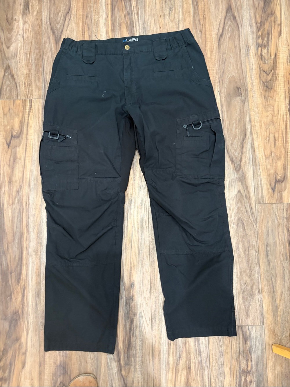 Men's Black Tactical Cargo Pants - Utility Pockets